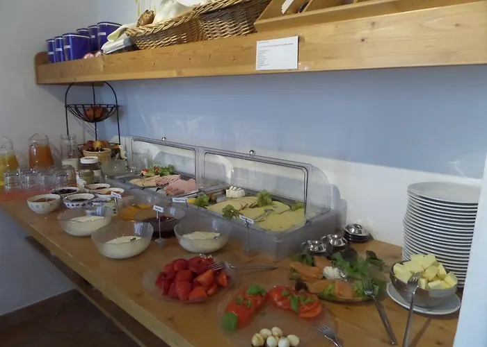 ゲストハウス Garni Mowe