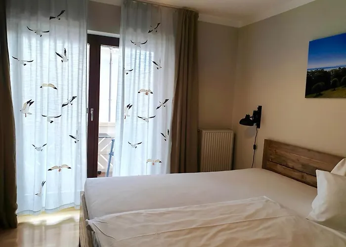 Garni Mowe ゲストハウス