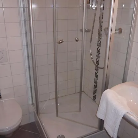 Garni M\u00f6we Gasthof