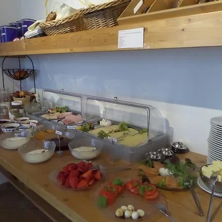 招待所 Garni Mowe